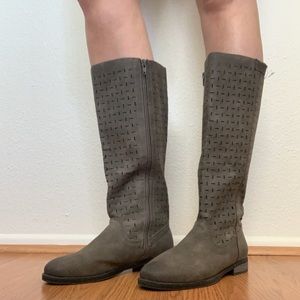 NEW Grey Mid-Calf Muk Luks Boots